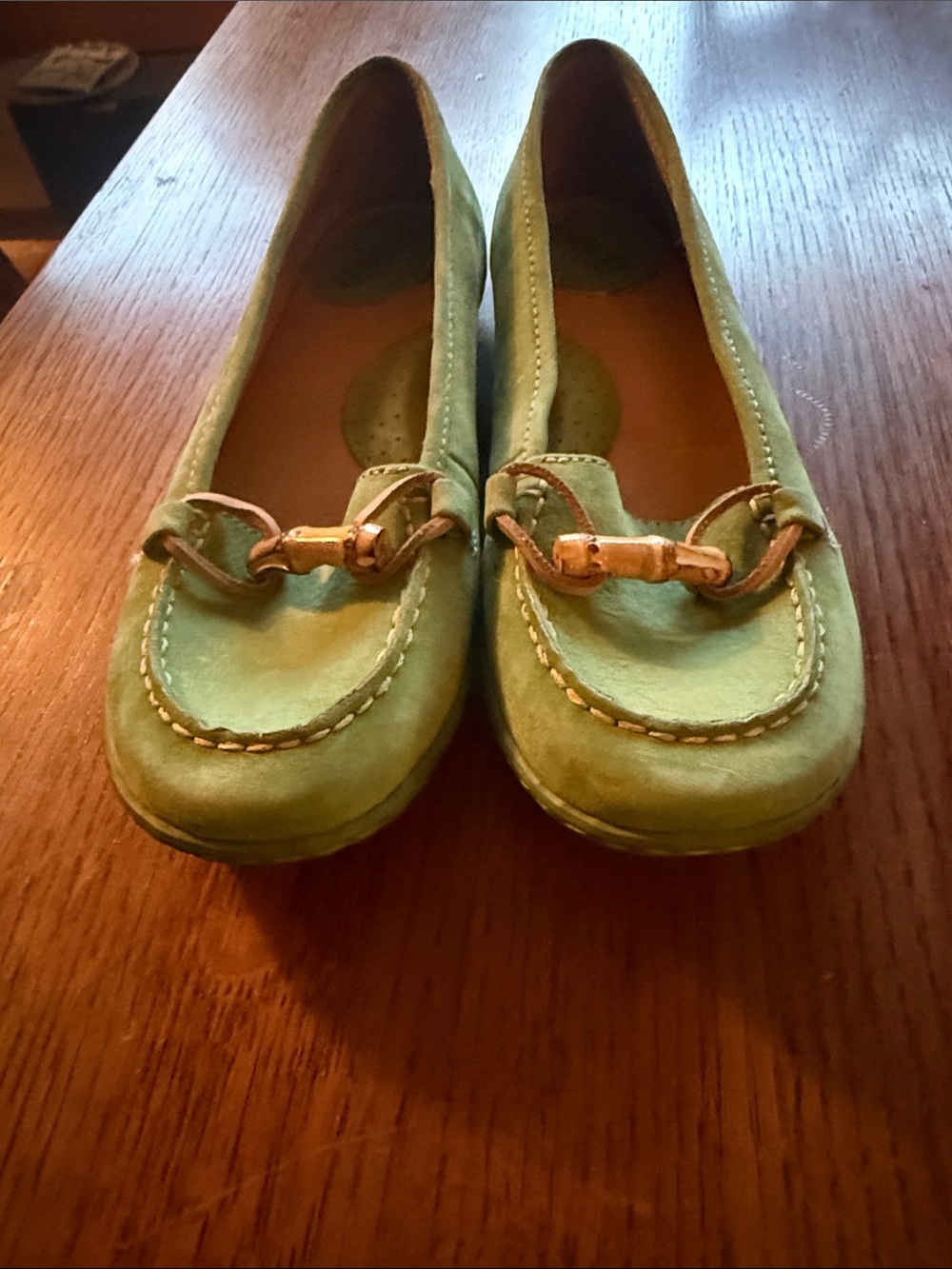 Born Green Suede flat slip on Women’s Loafers Bamboo Bit 7 M 38.